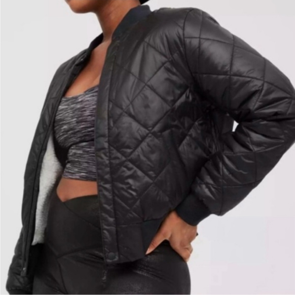 Aerie Women's Black Quilted Medium Weight Puffer Bomber Jacket Size Small